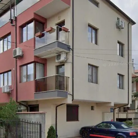 сарафово романс Apartment